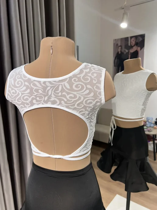 SARDANA DRESS Спортивный топ на завязках с открытой спиной, белый, фото 6